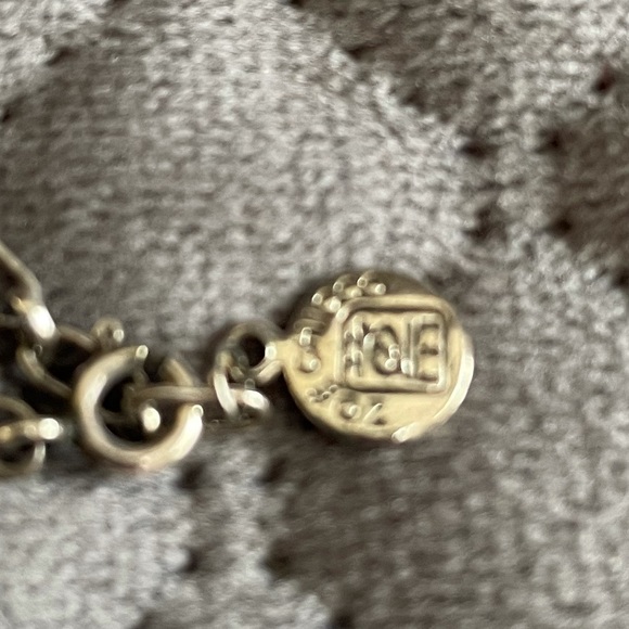 DONATED. Zoe Chicco - Picture 4 of 5